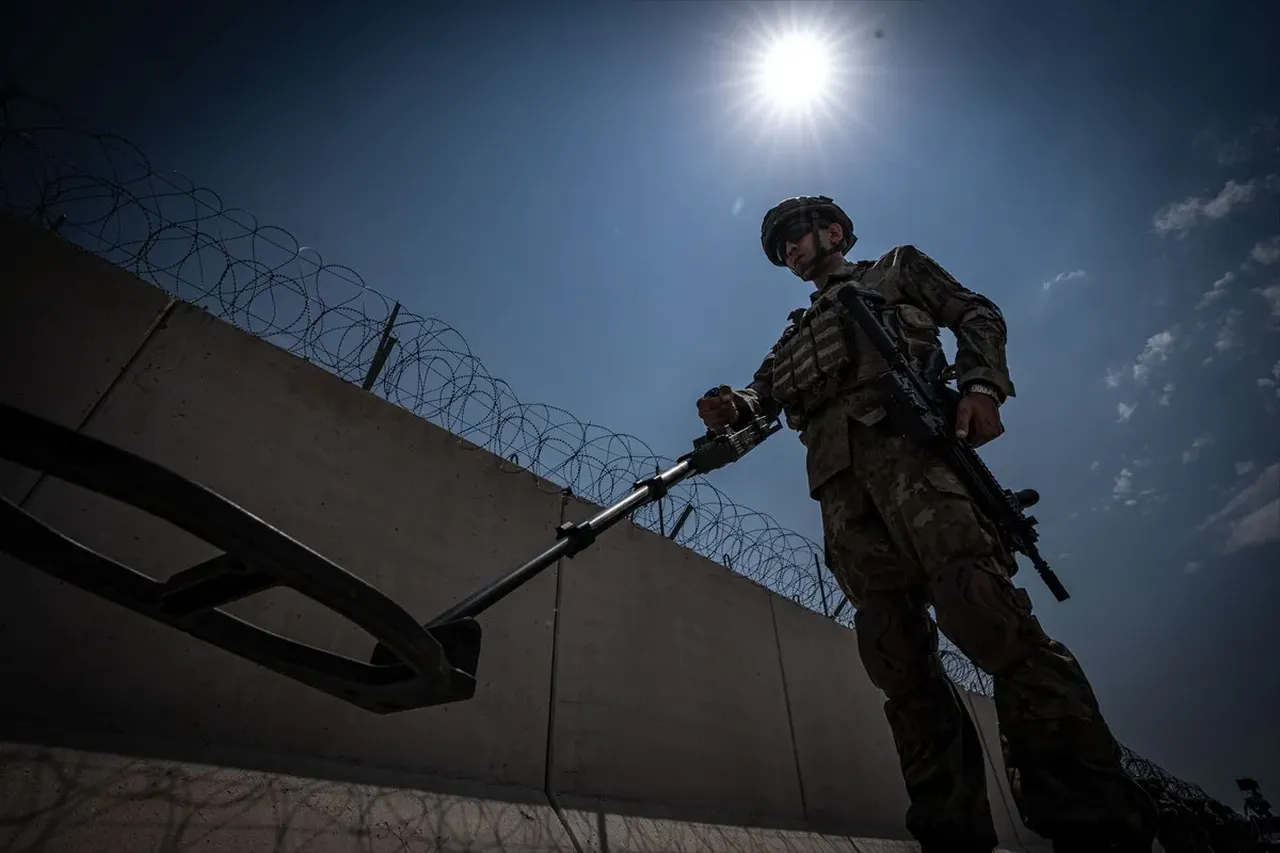 Sınırda vatan nöbeti: Ağrı'da Mehmetçik yasa dışı geçişlere izin vermiyor