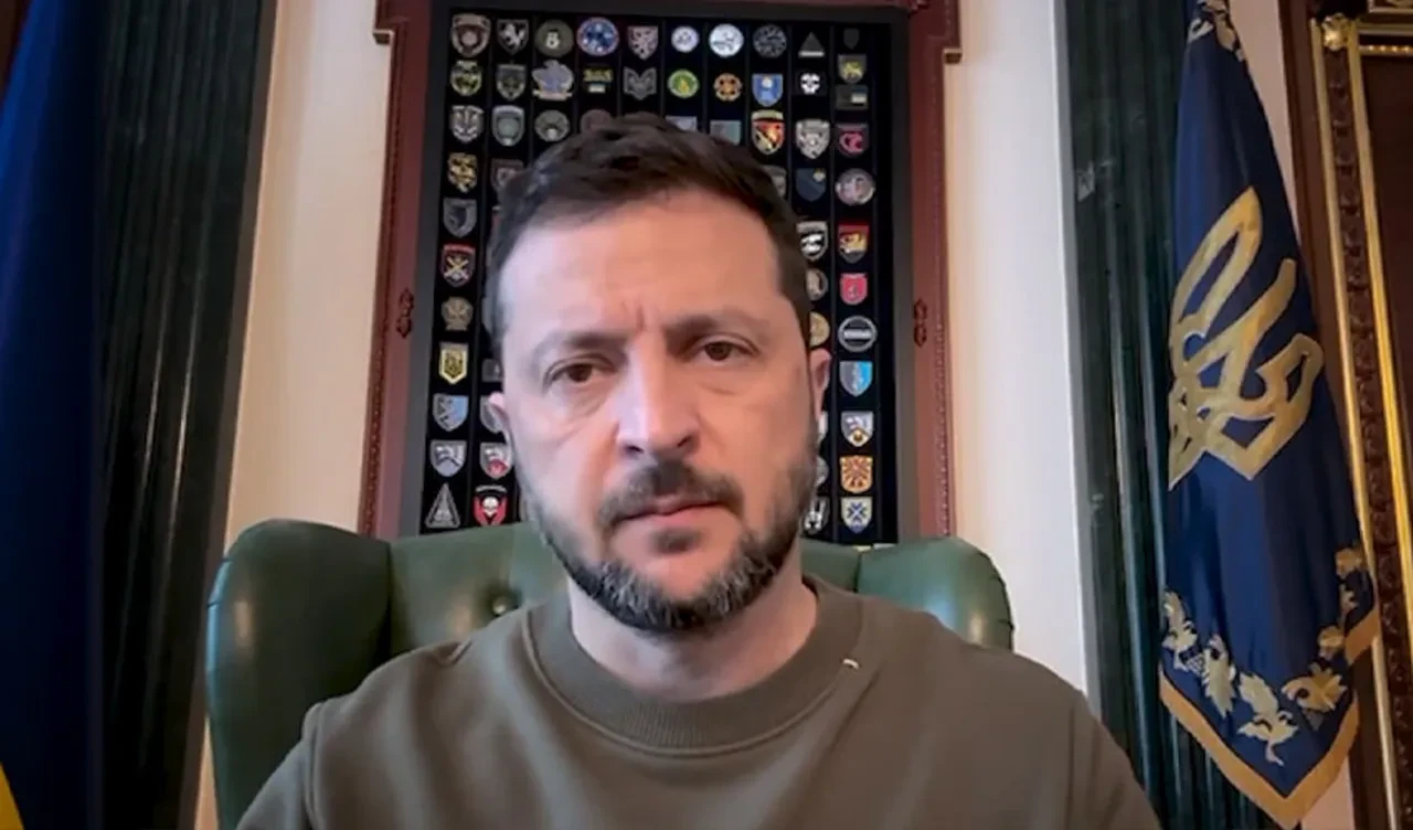 Trump-Putin görüşmesi öncesi Zelenskiy'den açıklama: 'Ukraynalılar topraklarını işgalcilere hediye etmeyecek'