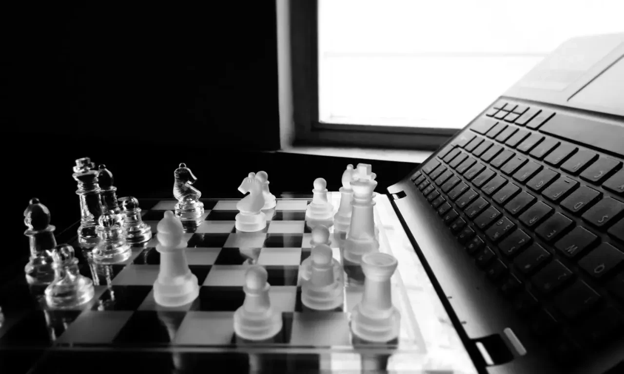 Yapay zekâ satrançta kapıştı: OpenAI o3, Grok 4’ü 4-0’la geçti