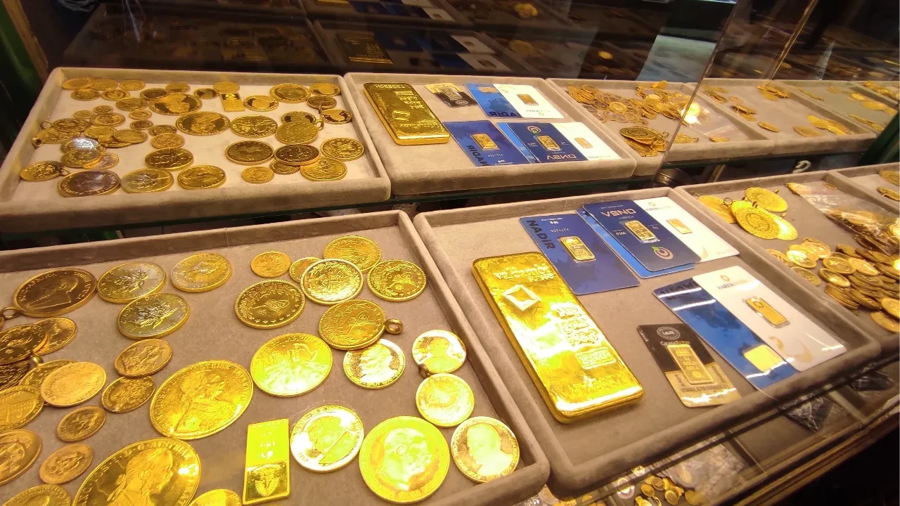Altının kilogram fiyatı 4 milyon 584 bin lira oldu