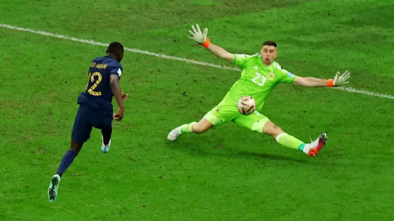 Emiliano Martinez piyasa değeri ne kadar? Galatasaray’dan atak geldi