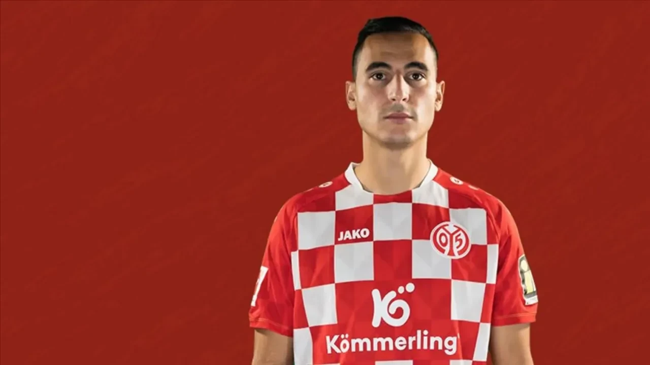 Filistin paylaşımı yaptığı için sözleşmesi feshedilen El Ghazi, Mainz 05'e dava açıyor