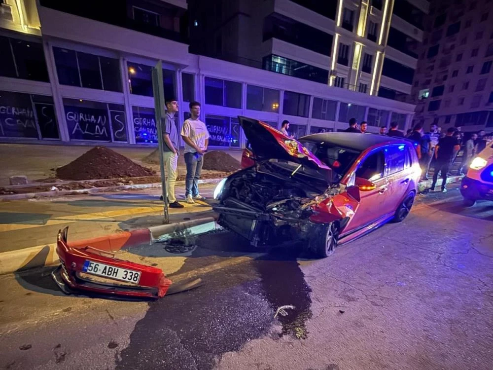 Siirt’te zincirleme trafik kazası, 4 kişi yaralandı