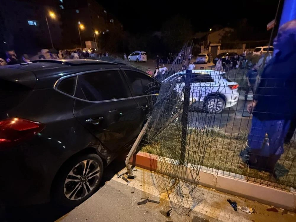 Siirt’te zincirleme trafik kazası, 4 kişi yaralandı