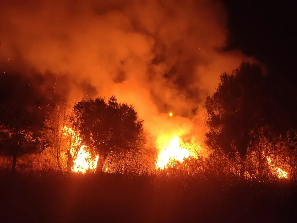 Aydın Kuşadası’nda kızına aldığı hediye otomobilin LPG tankı patladı