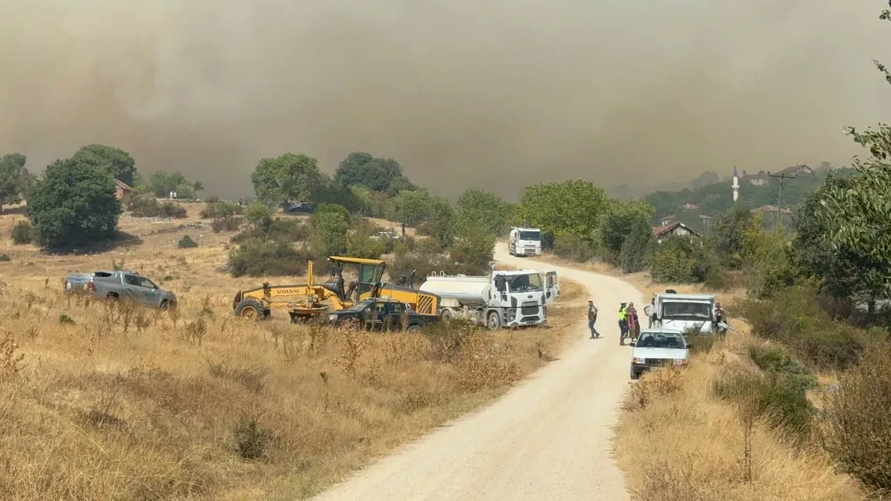 Kastamonu orman yangını söndü mü? Karabük yangını geniş alana yayıldı