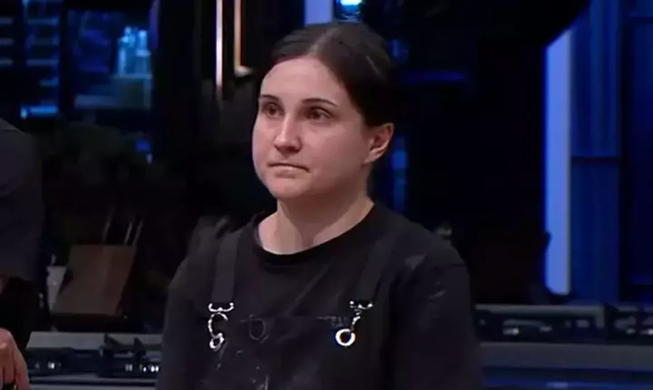 Masterchef’te 4. haftada kim elendi? Gecenin sonunda sürpriz teklif