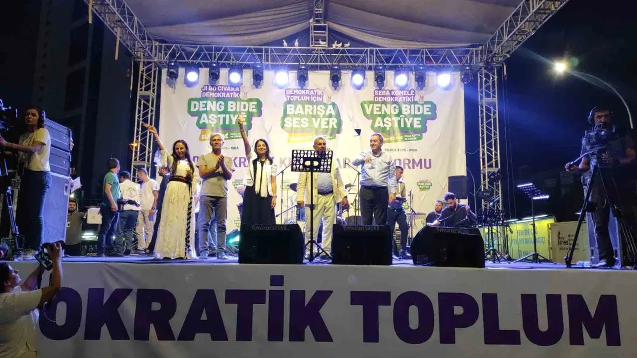 Öcalan'dan Terörsüz Türkiye mektubunda dikkat çeken mesajlar! 'Tarihi bir dönüm noktası'