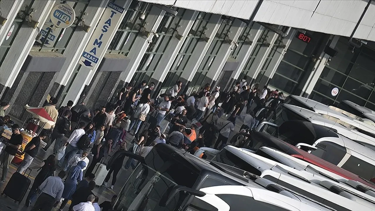 Öğrencilere ulaşım desteği başvuru nasıl yapılır? 2025 yılında ulaşım desteği ücreti