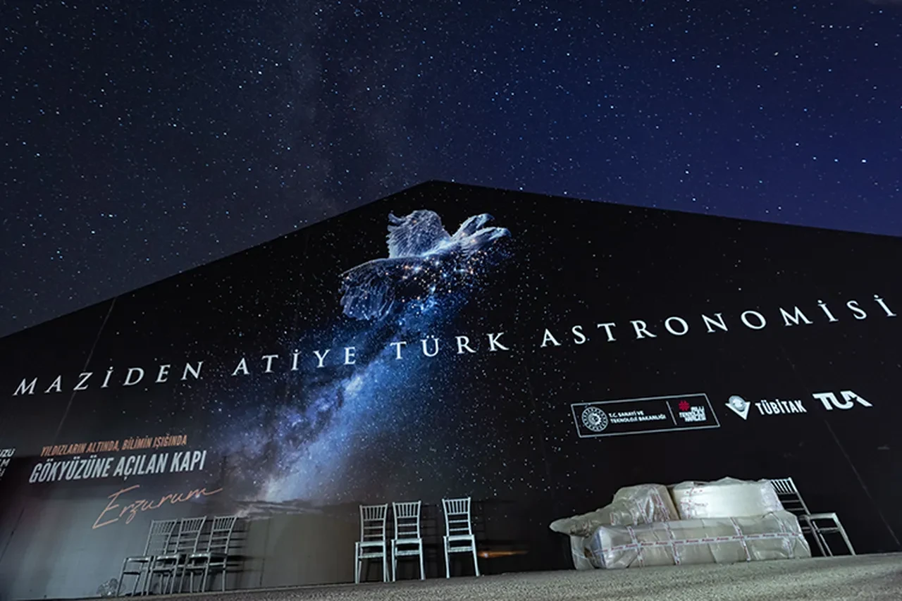 Türkiye Ay'a milli uzay aracıyla gidecek! Bakan Kacır yolculuğun tarihini açıkladı