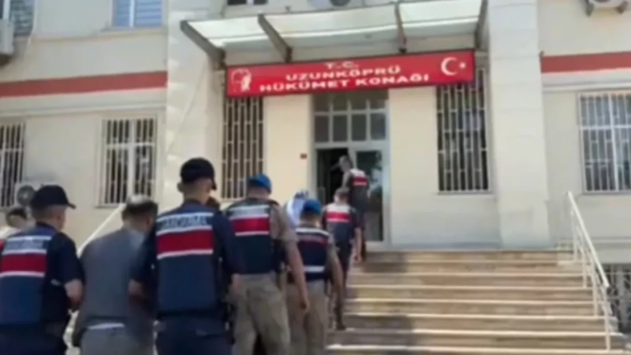 19 ilde FETÖ operasyonu! 53 şüpheli yakalandı