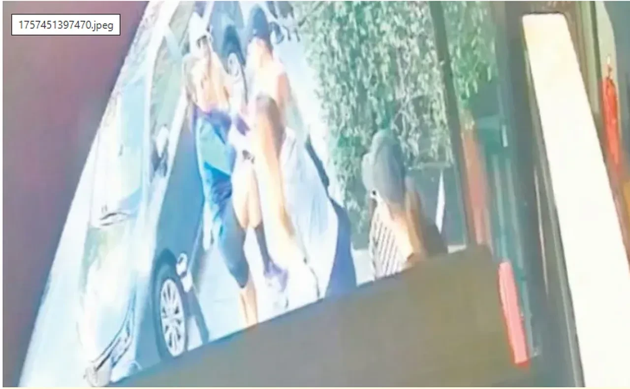 Aldatılan kadın Şeyda Coşkun'a saldırdı! Yasak aşk iddiası sokağa taştı