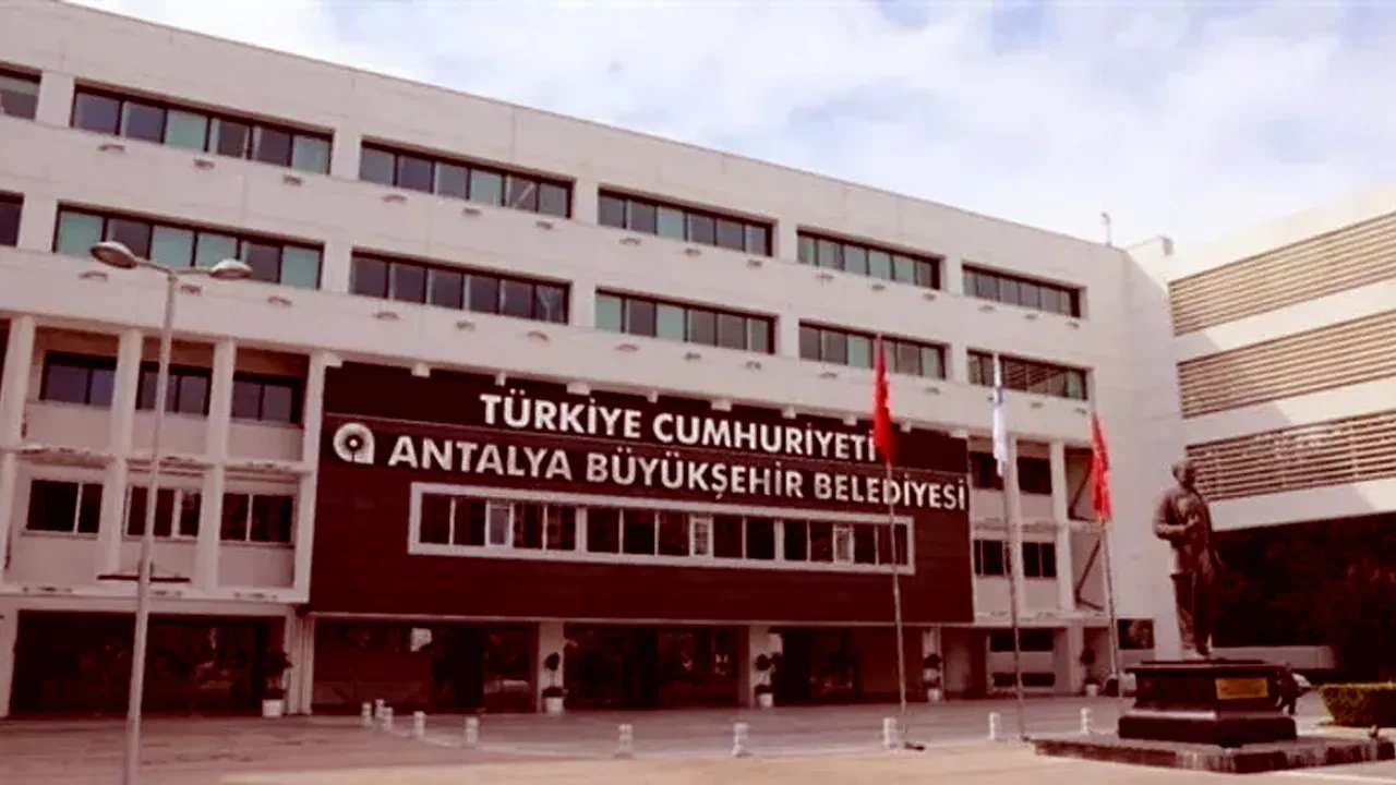 Antalya Büyükşehir Belediyesi'ne yeni rüşvet operasyonu! Çok sayıda gözaltı var 