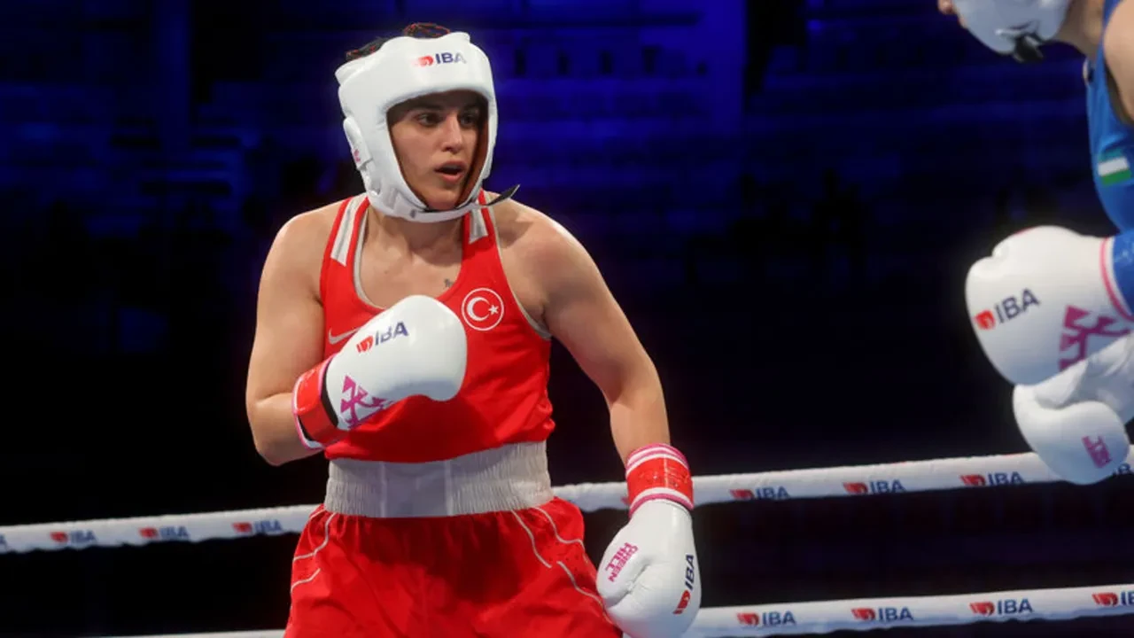 Busenaz Sürmeneli ve Elif Güneri elendi mi? Milli sporcular çeyrek finale çıkmıştı