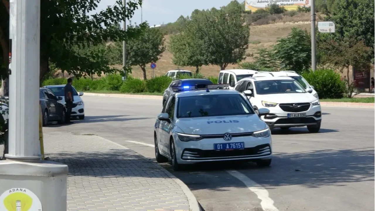 Erdoğan'ın AK Parti'ye davet ettiği CHP'li belediye başkanının odasına silahlı saldırı