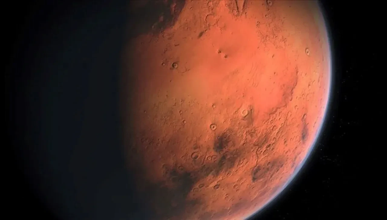 Mars'ta hayat izleri mi bulundu? NASA saatler sonra açıklayacak