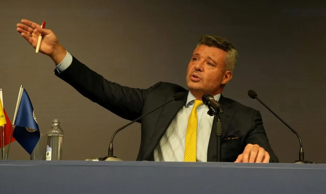 Fenerbahçe Başkan Adayı Sadettin Saran'dan vaat ve eleştiriler! 'Teknik direktör alınırken bize de sorulmalıydı'