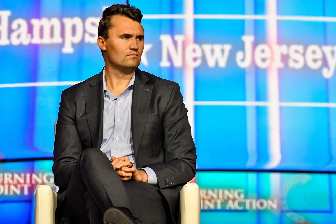 Sağcı aktivist Charlie Kirk'e silahlı saldırı! Donald Trump kötü haberi duyurdu