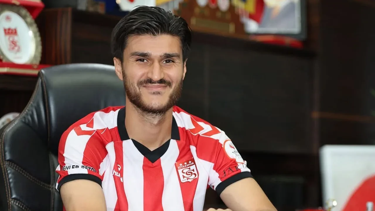 /spor/sivasspor-yusuf-cihat-celiki-transfer-etti-3247926