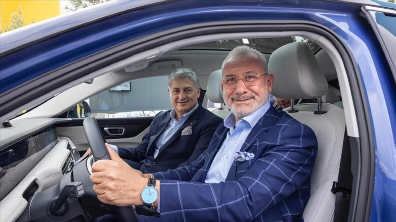 TOGG yeni model için sinyali verdi! CEO Karakaş: 