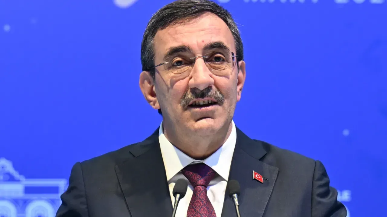 Cevdet Yılmaz'dan emlak vergisine düzenleme sinyali: Şikayetlere duyarsız kalamayız