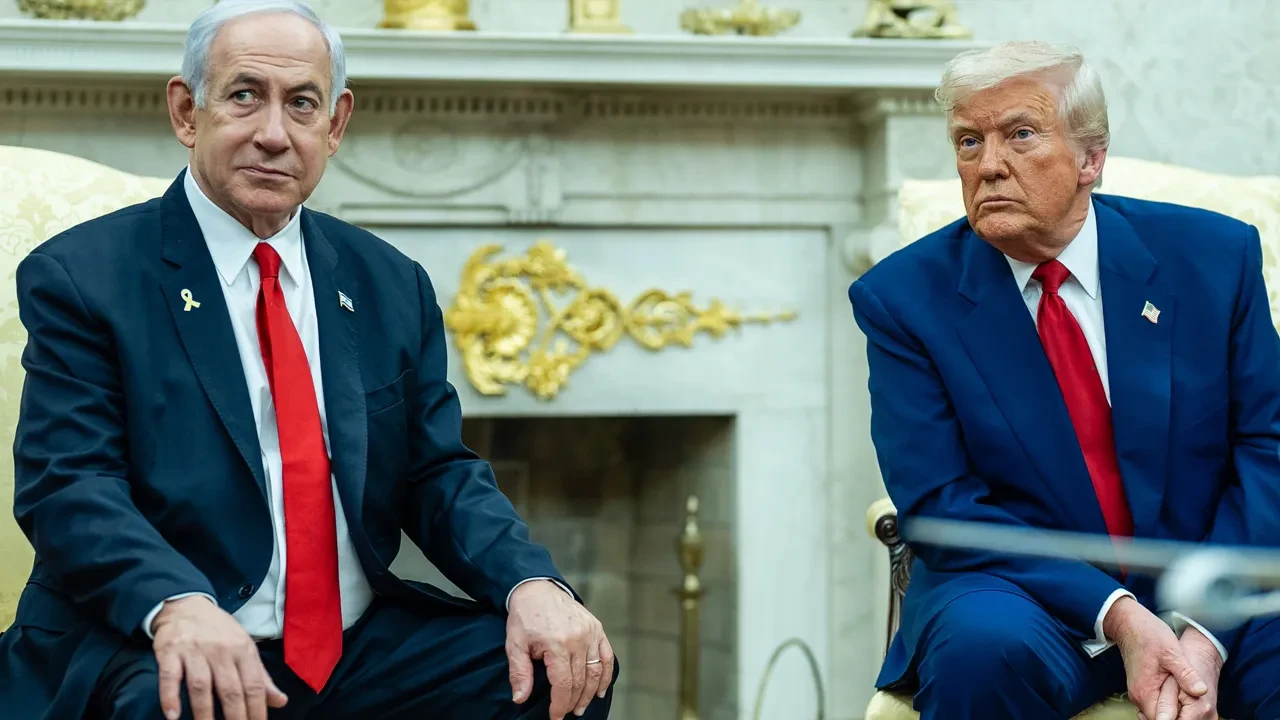 İsrail'in Doha saldırısı Trump'ı kızdırdı! Öfkeyle telefona sarılıp, Netanyahu'yu aradı