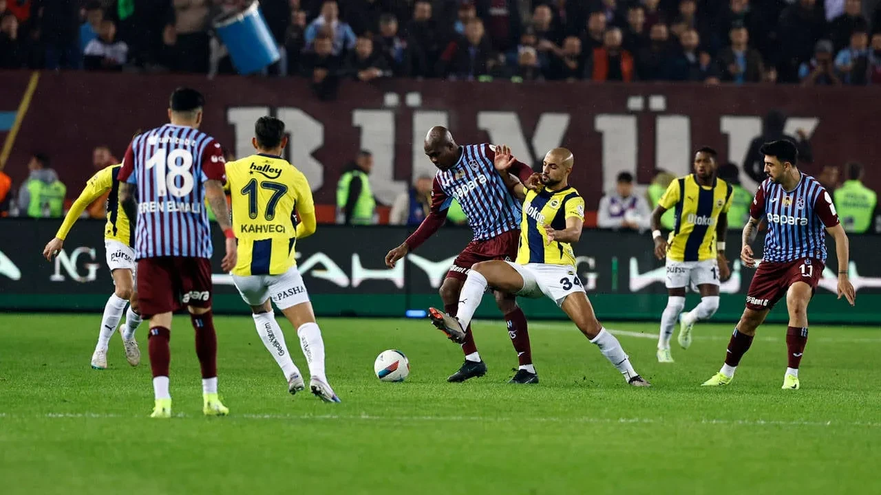 Fenerbahçe - Trabzonspor maçının hakemi belli oldu!