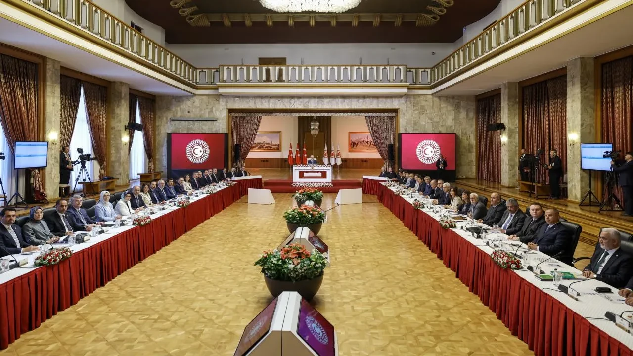 Milli Dayanışma Komisyonu sekizinci defa toplandı: Sendikalardan ortak çağrı