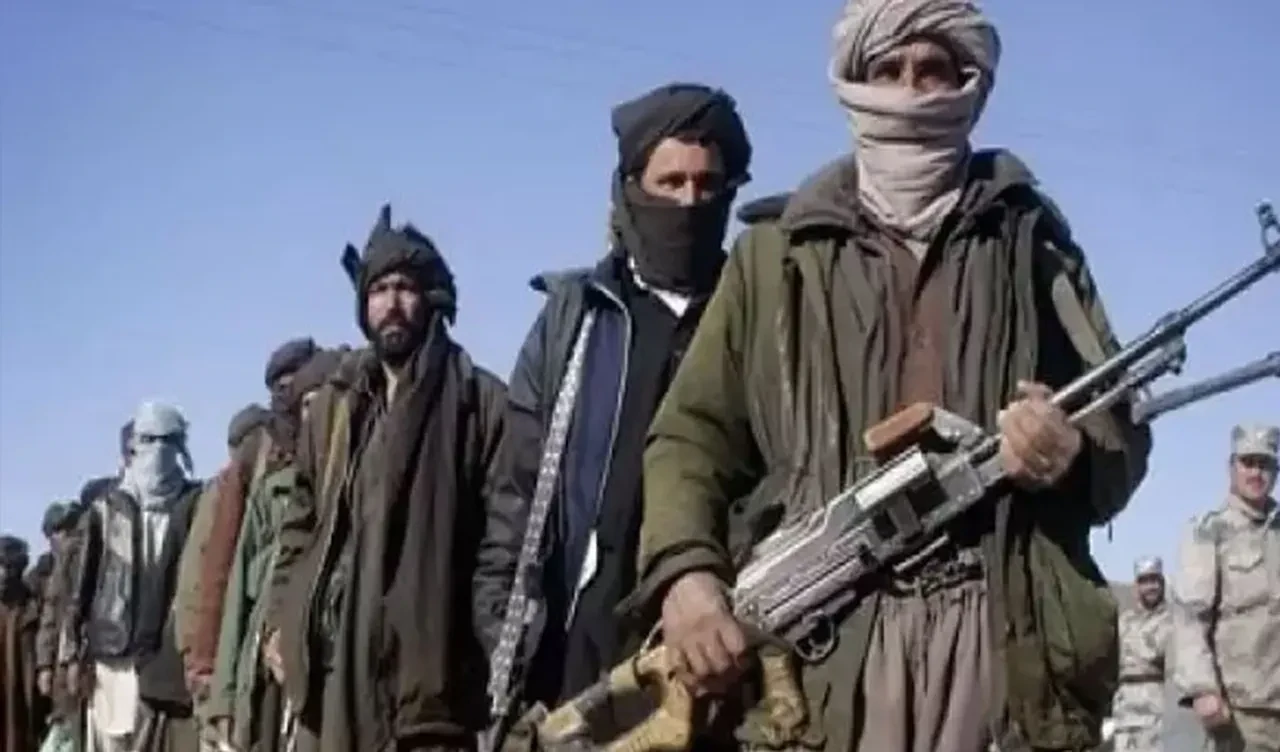 Pakistan'dan Afganistan sınırına operasyon! Çok sayıda militan etkisiz hale getirildi