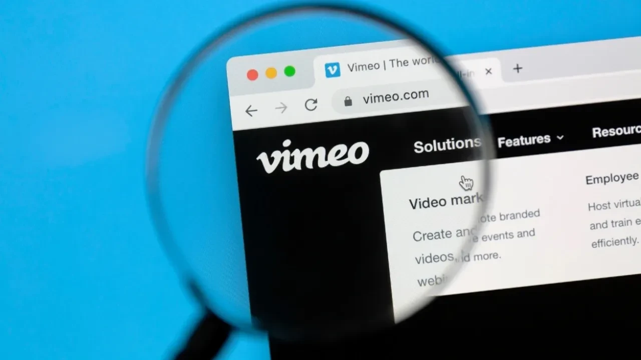 YouTube'un rakibi dev video platformu İtalyanlara satılıyor