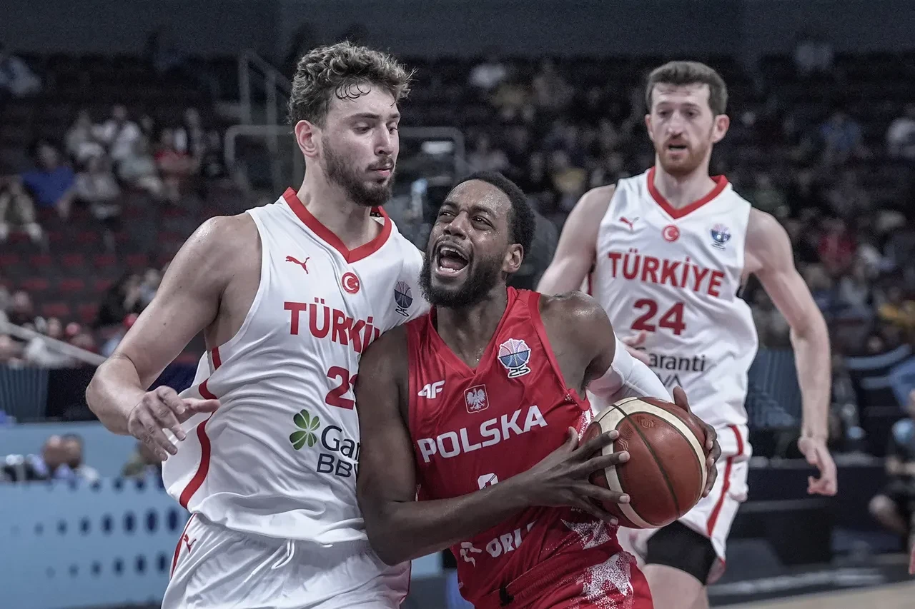 12 Dev Adam final aşkına parkeye çıkıyor! Rakip Yunanistan... Maç saat kaçta, hangi kanalda?