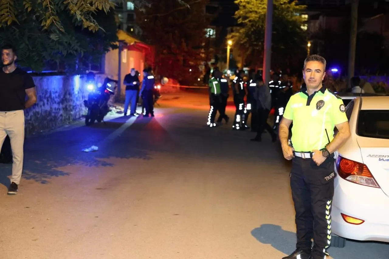 Aksaray'da dehşet gecesi! Annesi, kardeşi ve komşusunu vurup intihara kalkıştı