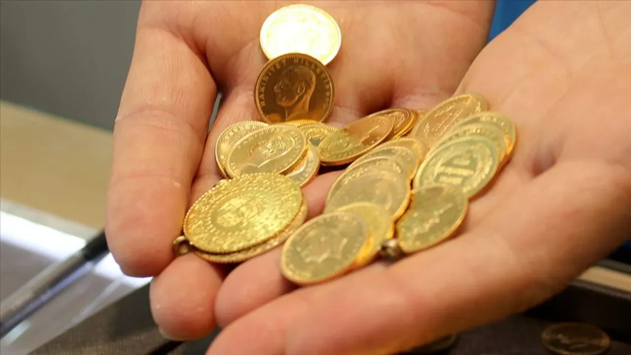 Altının kilogram fiyatı 4 milyon 920 bin liraya yükseldi