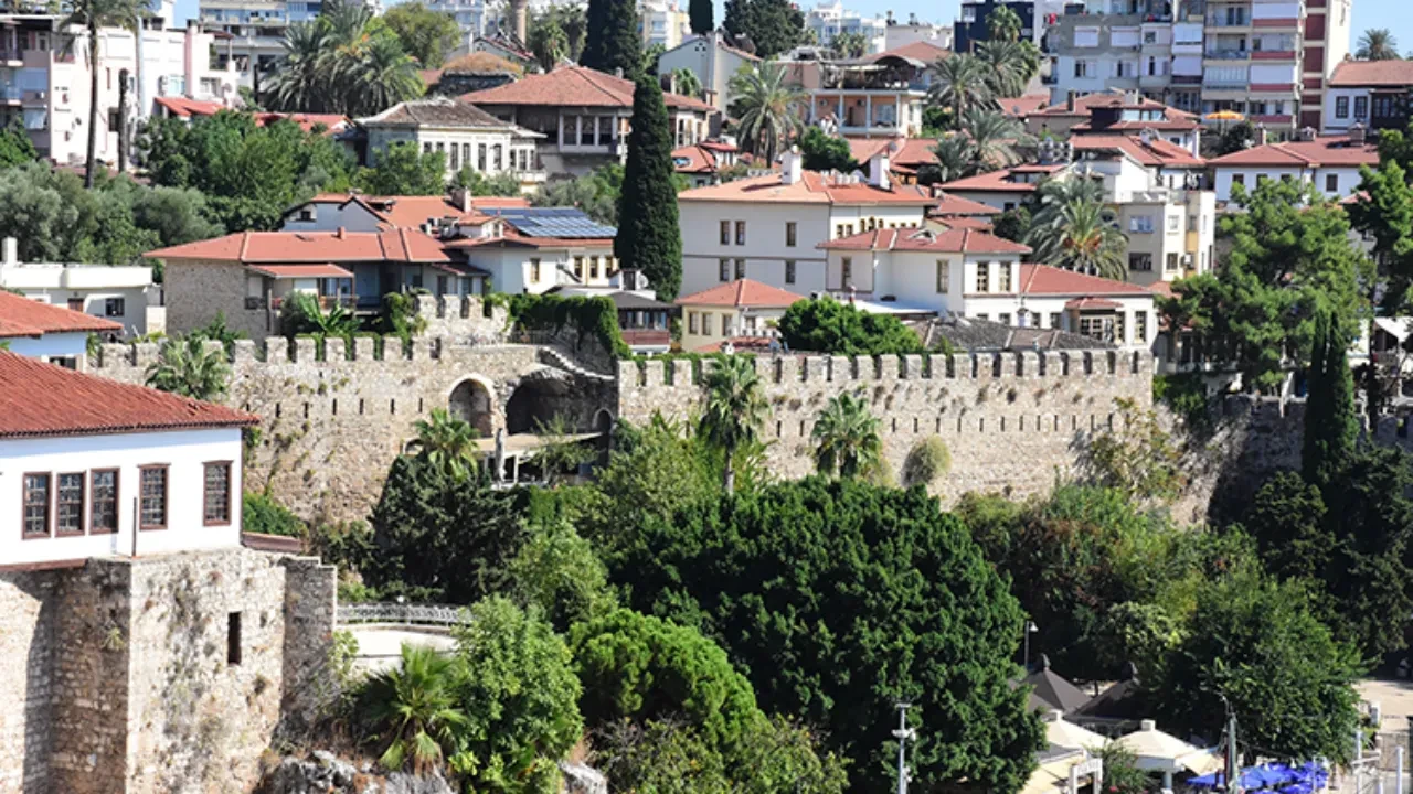 Antalya Kalesi satılıyor mu? DMM açıklama yaptı