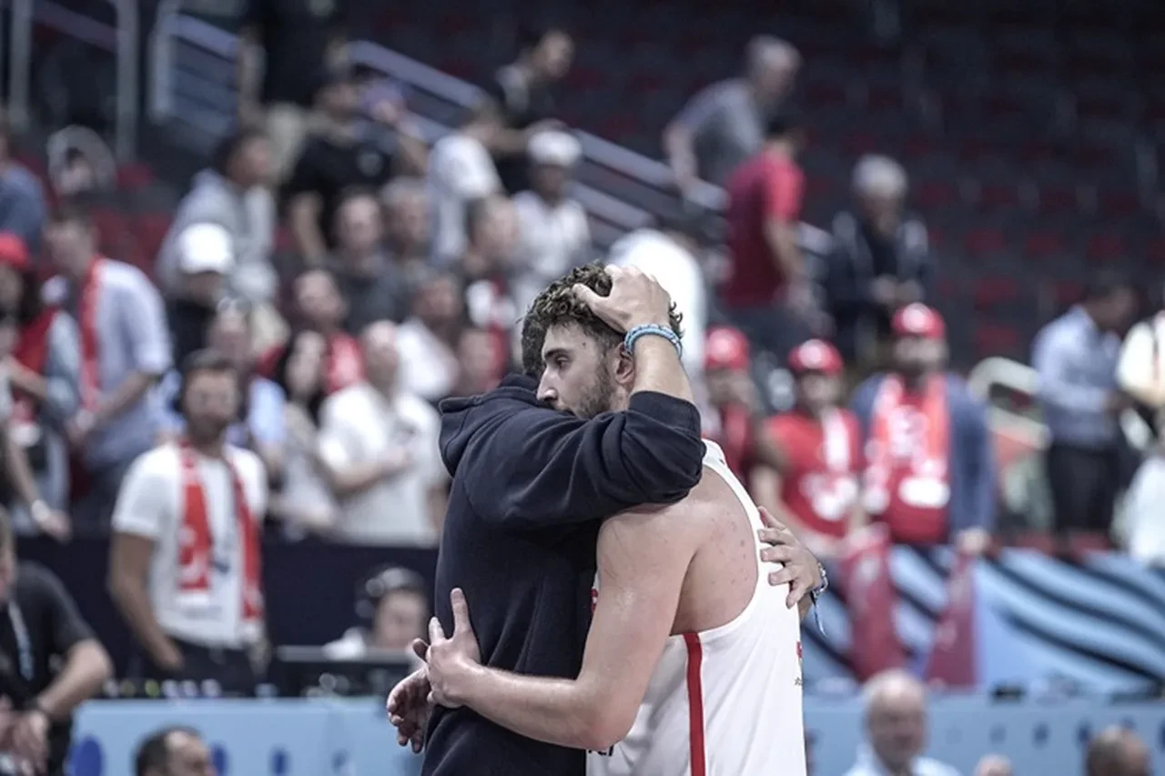 Basketbol Şampiyonası'nda final maçı ne zaman? Yunanistan'ı yenersek finale çıkıyoruz