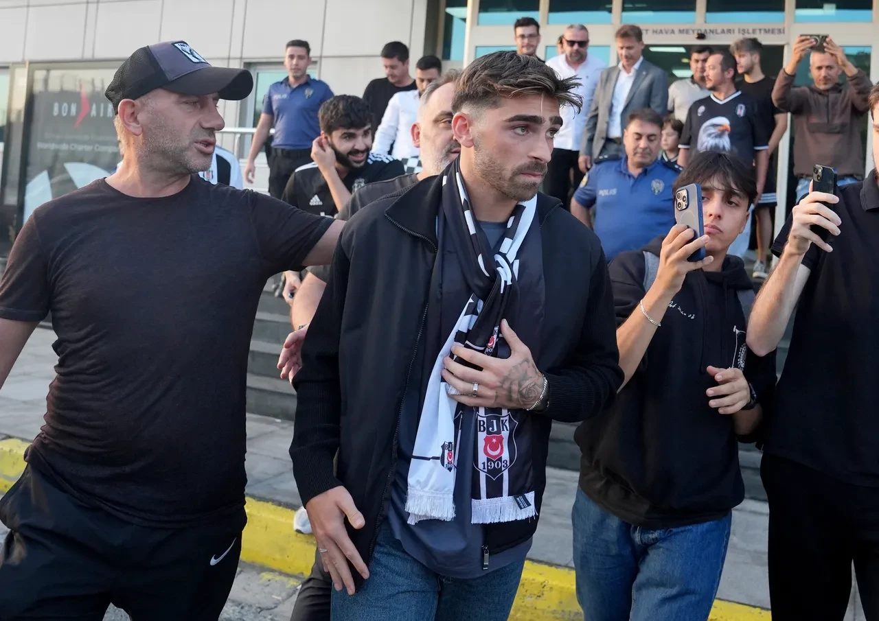 Beşiktaş transfer bombasını son gün patlattı! Jota Silva imza için İstanbul’da