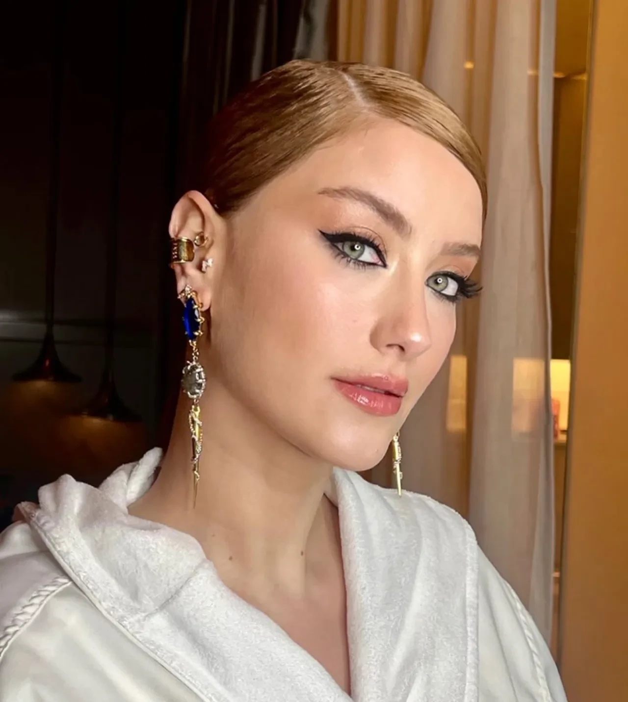 Hazal Kaya'nın yüzündeki değişim dikkat çekti! Son haliyle Büşra Pekin'e benzetildi