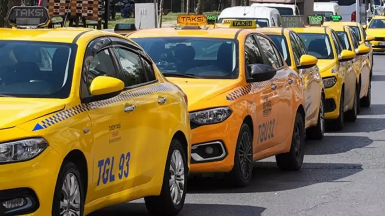 İstanbul'da kısa mesafe ücreti ve taksimetre kaç lira oldu? Zammın ardından güncel taksi ücretleri