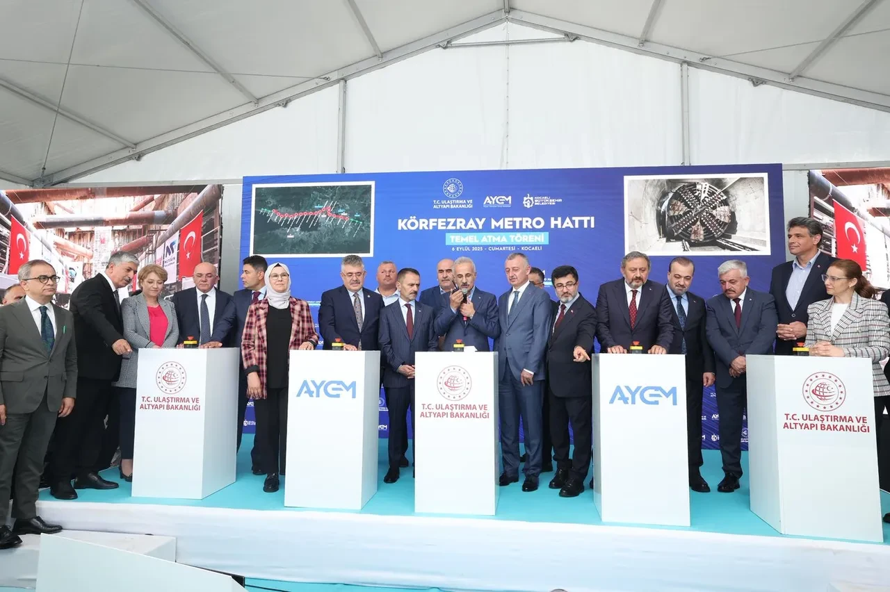 Kocaeli için tarihi gün: Dev köstebekler tünel açmaya başladı..
