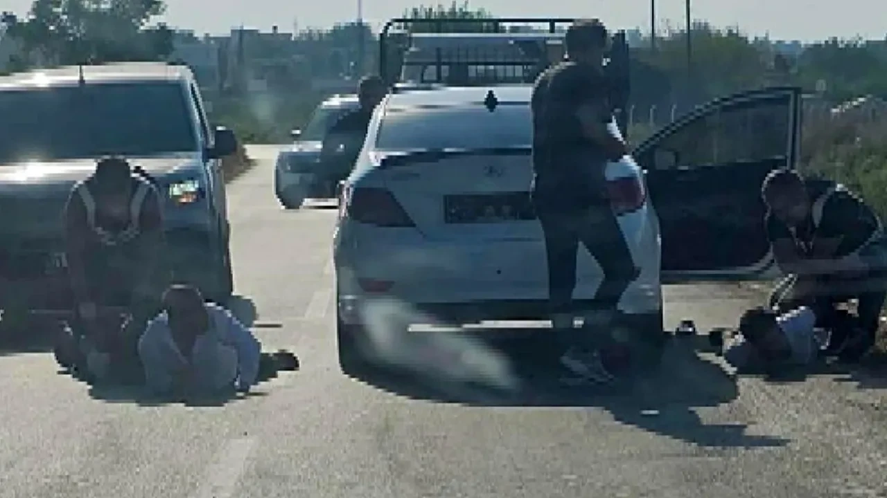 Kuyumcudan 3 milyonluk altın çaldılar! Poşet poşet parayı böyle saydılar