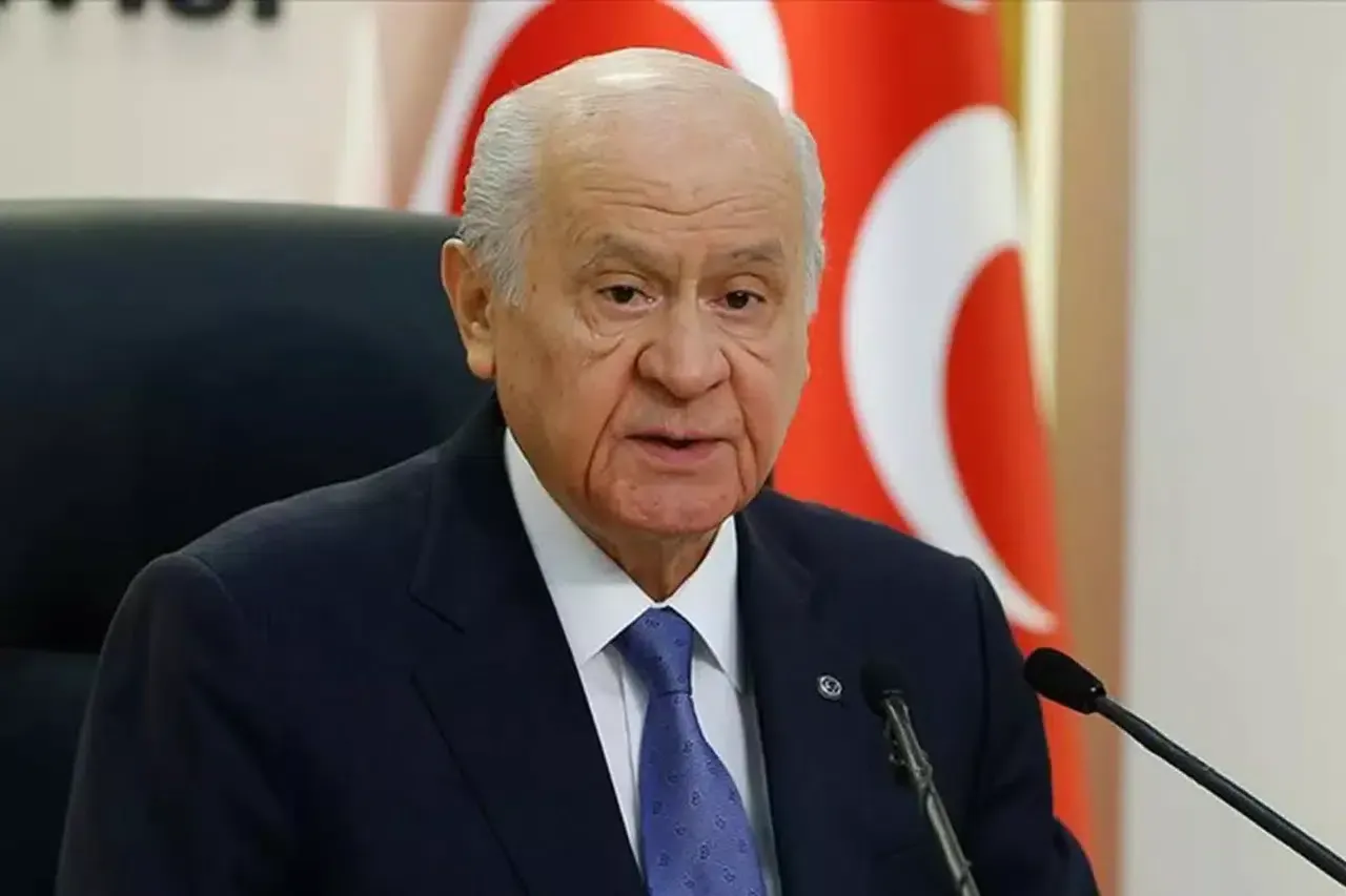MHP lideri Devlet Bahçeli'den Cumhurbaşkanı Erdoğan'a adaylık çağrısı