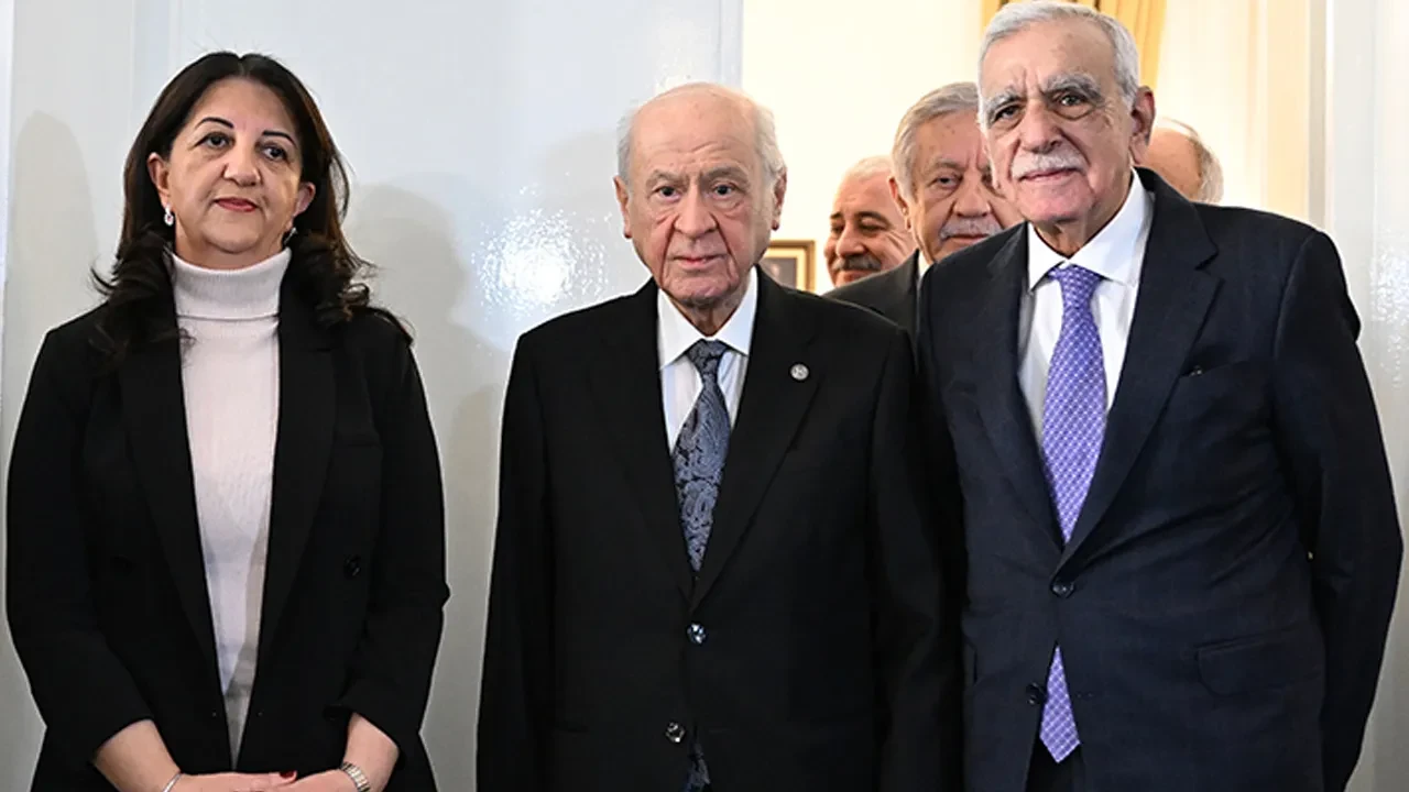 MHP lideri Devlet Bahçeli'den Cumhurbaşkanı Erdoğan'a adaylık çağrısı