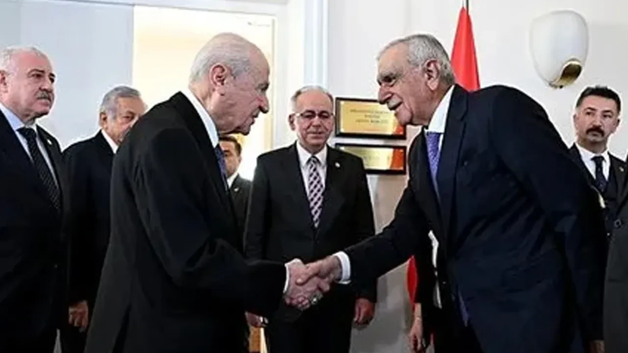 MHP lideri Devlet Bahçeli'den Cumhurbaşkanı Erdoğan'a adaylık çağrısı