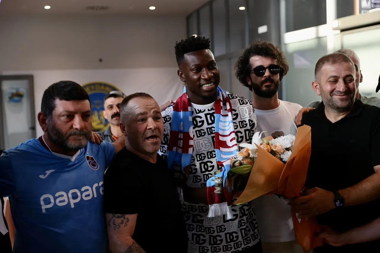 Trabzonspor'un 200. yabancı oyuncusu oldu: Andre Onana resmen Karadeniz'de!