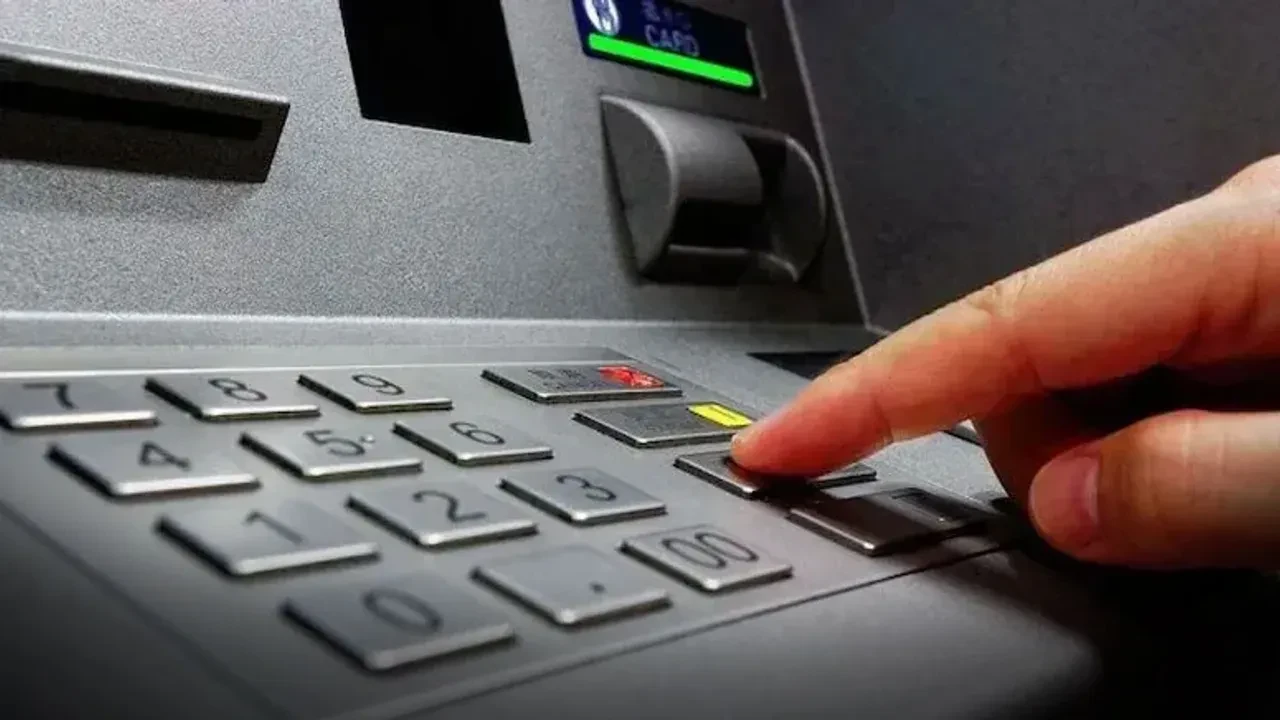 Avrupa ülkelerinde tüm banka işlemleri 2 günlüğüne duracak! Tarih verdiler