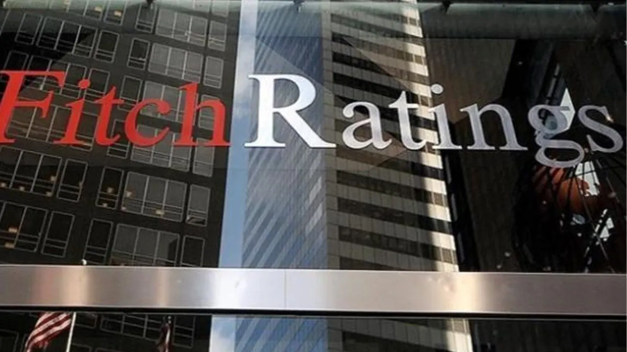 Fransa’ya not darbesi: Fitch kredi notunu düşürdü, Portekiz ve İspanya yükseldi