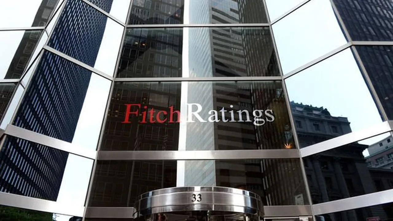 Fransa’ya not darbesi: Fitch kredi notunu düşürdü, Portekiz ve İspanya yükseldi