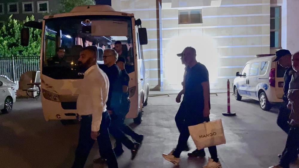 Antalya'daki rüşvet operasyonunda: 5 tutuklama, 9 adli kontrol kararı