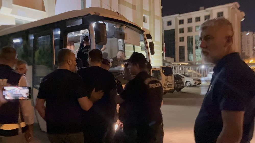 Antalya'daki rüşvet operasyonunda: 5 tutuklama, 9 adli kontrol kararı