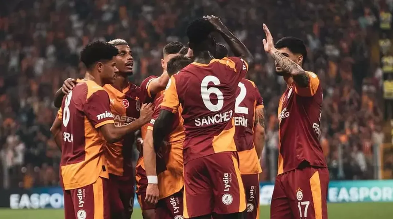 Galatasaray ve Eyüpspor 11'leri açıklandı! Okan Buruk'tan sürpriz tercih